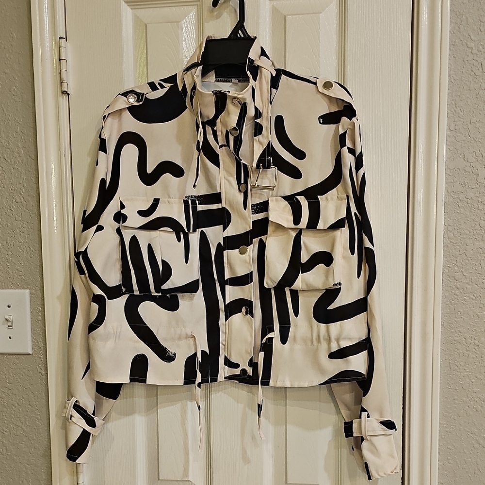 New Leopard Print Zippered Drawstring Waist Stand Collar Jacket  MEDIUM - Picture 4 of 16